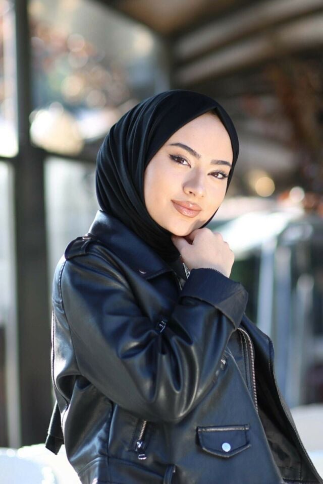 Tesettür Penye Şal - Siyah Rengi - Iç Göstermez, Terletmez, Kolay Kullanım, Ultra Konforlu