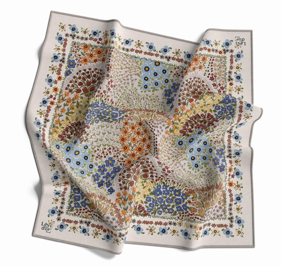 Levidor Bej, Çiçek Desenli İpek Eşarp 8689058355745